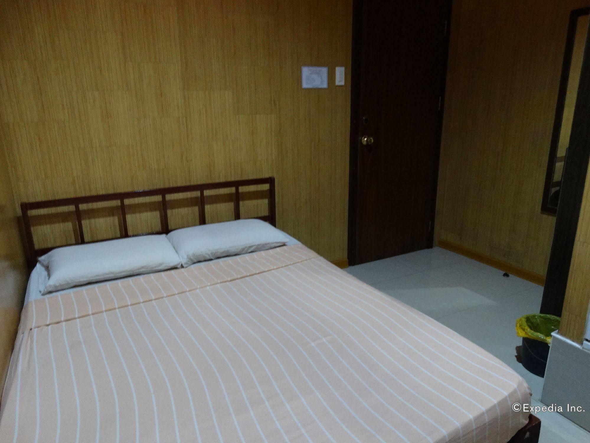Daylight Inn Davao Экстерьер фото
