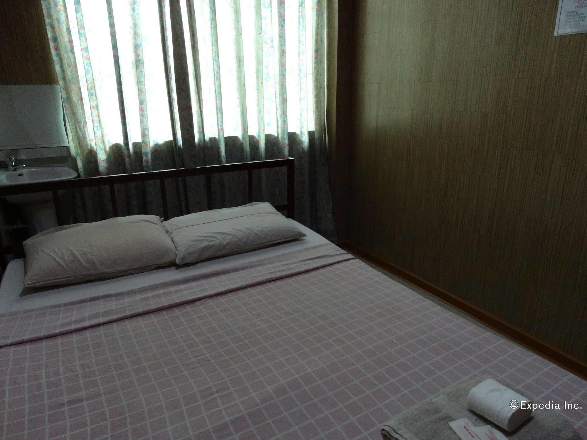 Daylight Inn Davao Экстерьер фото