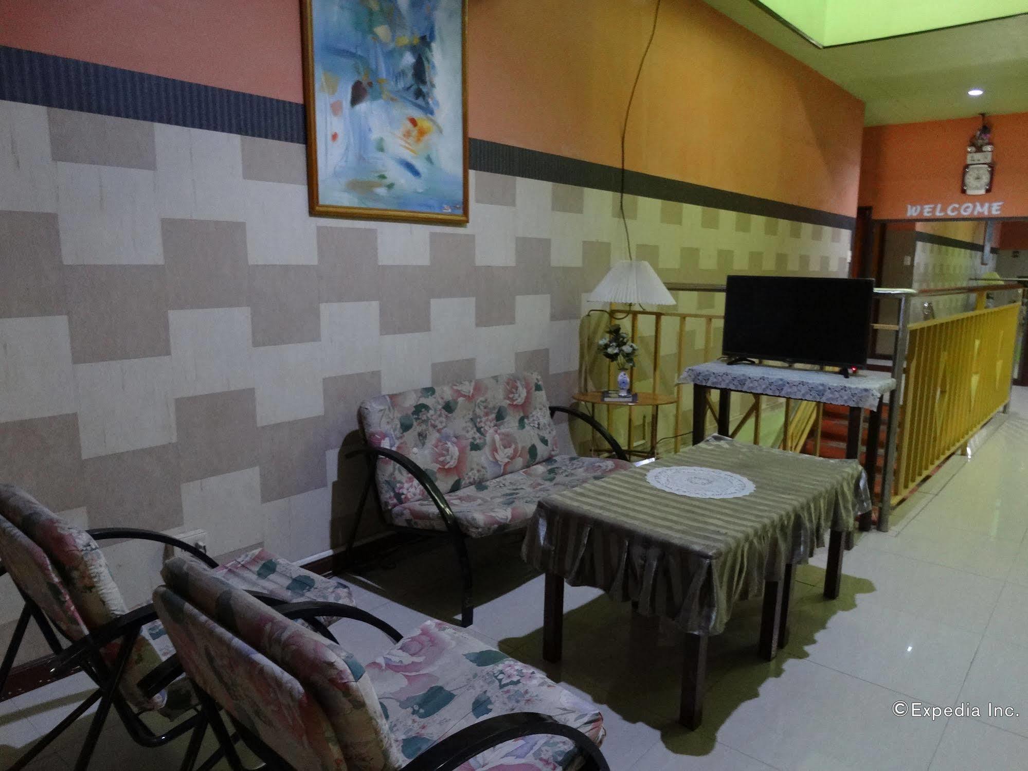 Daylight Inn Davao Экстерьер фото