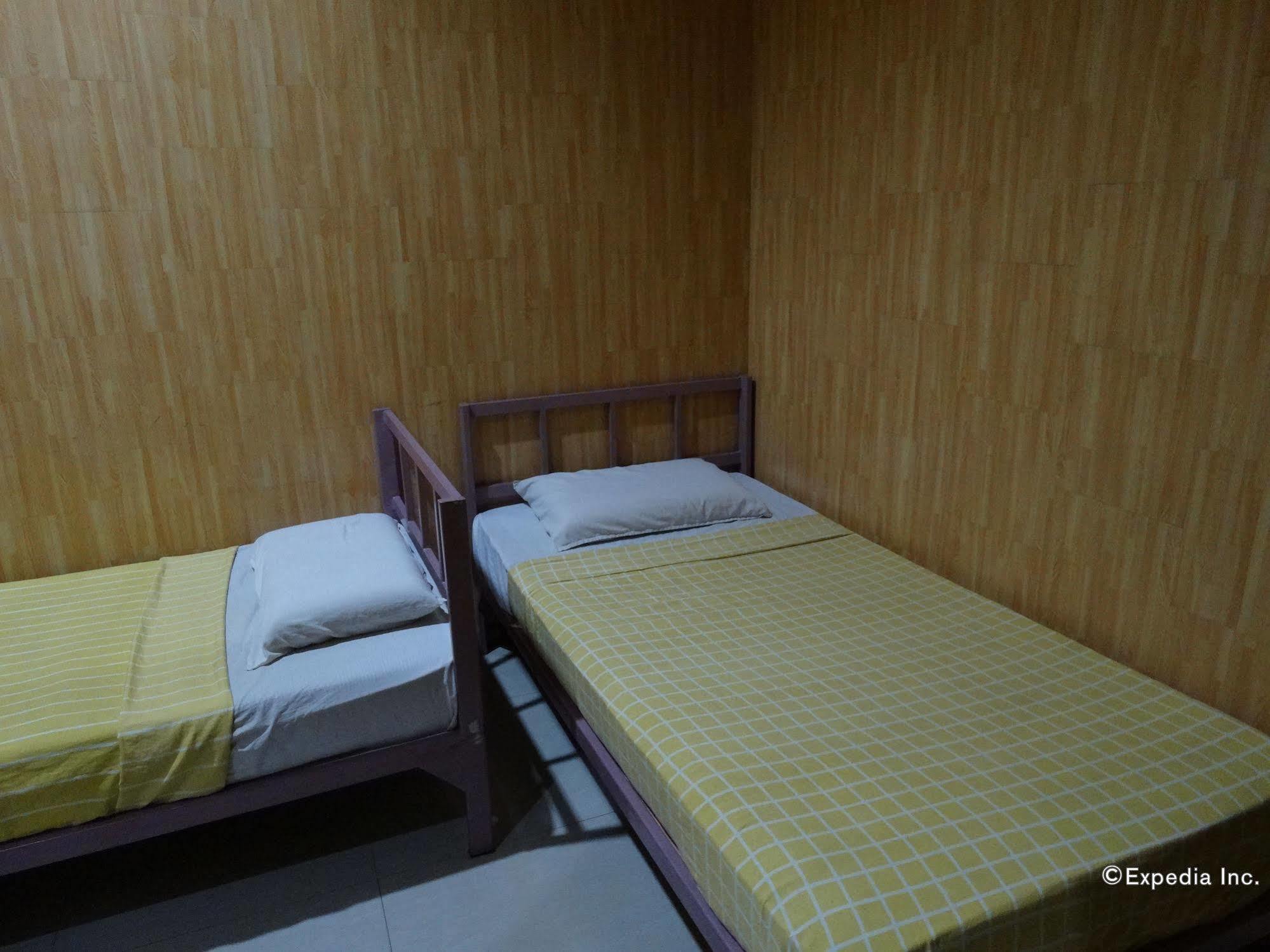 Daylight Inn Davao Экстерьер фото
