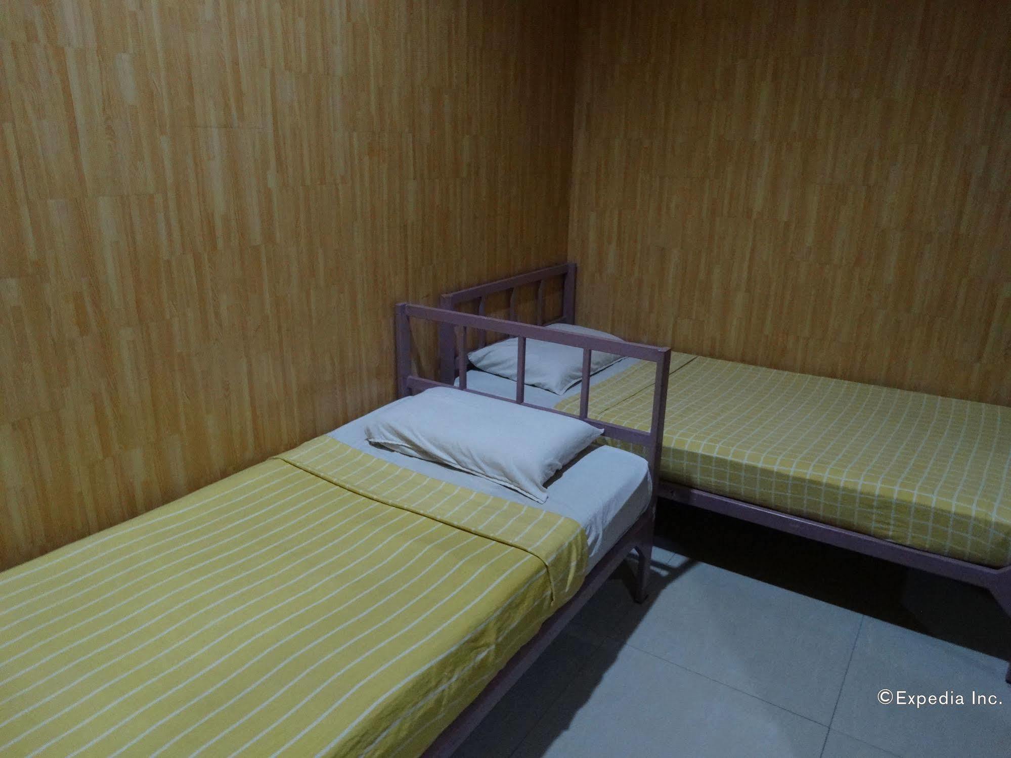 Daylight Inn Davao Экстерьер фото