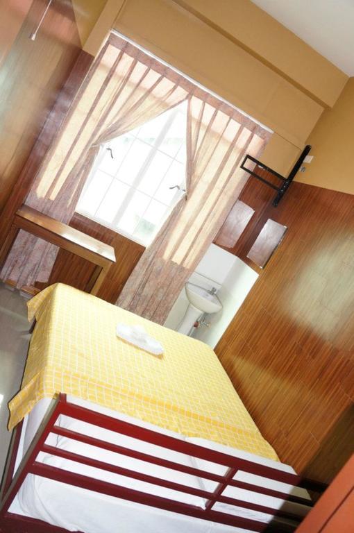 Daylight Inn Davao Экстерьер фото